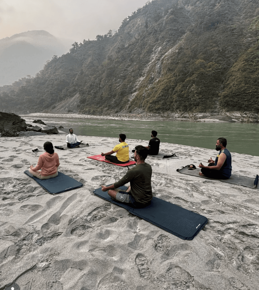Ganga Beach Yoga Retreat – Rishikesh